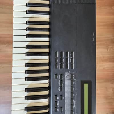 Roland XP-50 61-Key 64-Voice Music Workstation Keyboard 1995 - 1998 - Black image 4