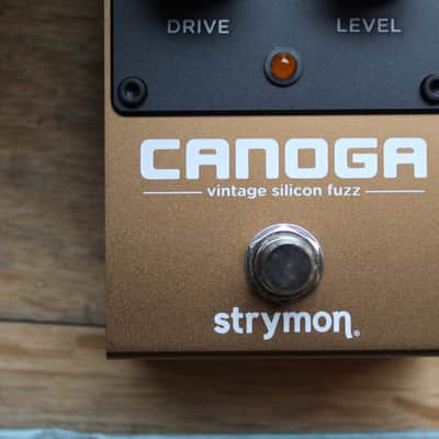 STRYMON Canoga Vintage Silicon Fuzz Gold / Black image 6