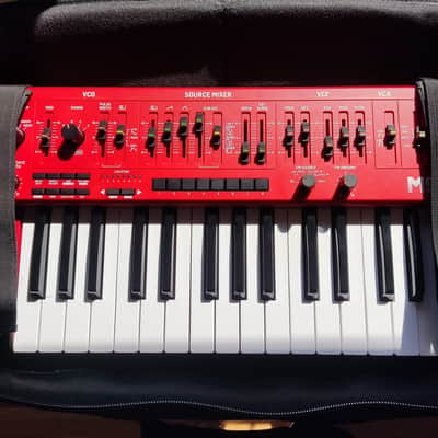 Behringer MS-1 MKII - Red image 4