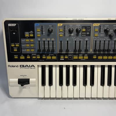 Roland GAIA SH-01 Virtual Analog Synthesizer image 2