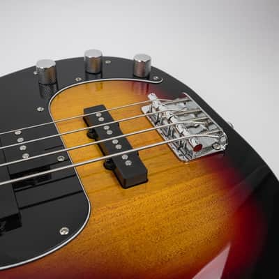 Fender Precision Jazz Bass with Maple Fretboard 2022 - 3-Color Sunburst image 15