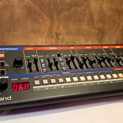 Roland JU-06A Boutique Series Synthesizer Module 2019 - Present - Black image 2