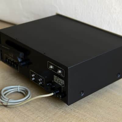 Marantz 2110 Stereophonic Tuner with Oscilloscope image 14