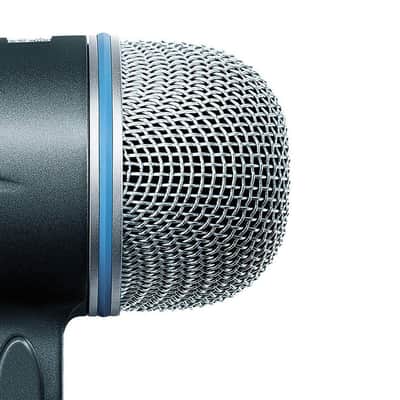 Shure BETA 52A Kick Drum Microphone - Supercardioid Dynamic Mic with High Output Neodymium Element, Locking Stand Adapter, Durabl Steel Mesh Grille and Shock Mount image 3