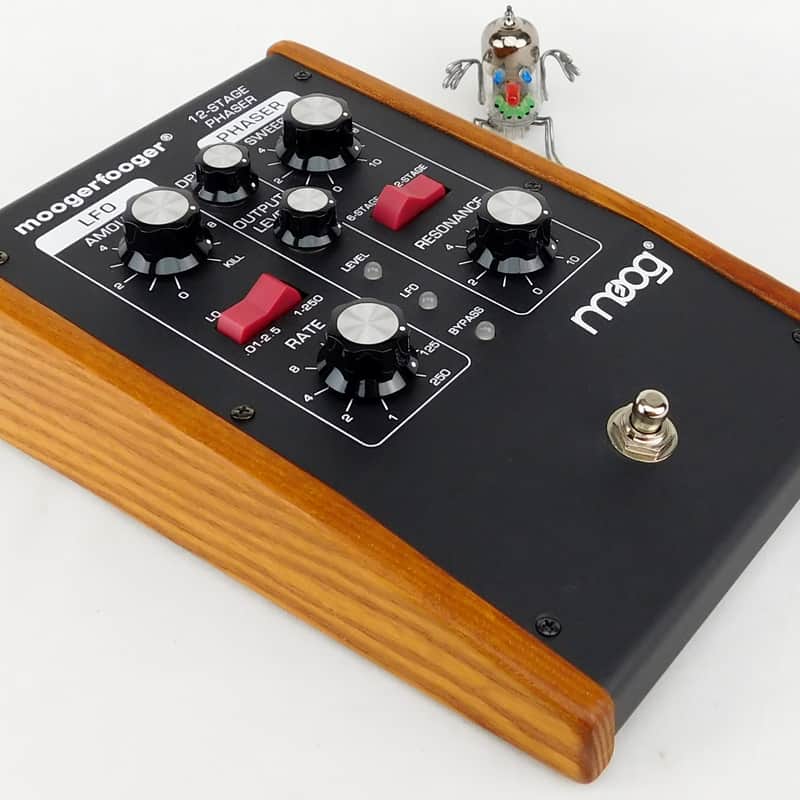 1999 – 2018 Moog MF-103 Moogerfooger 12-Stage Phaser Black
