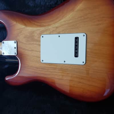 Fender USA Stratocaster HSS Shawbucker original case with Candy,EX Display Sienna Sunburst, ASH Body image 7