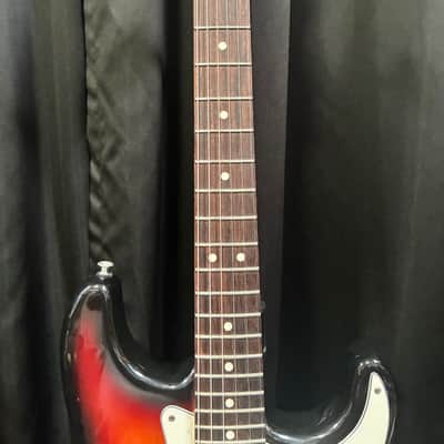 Fender American Vintage Reissue '62 Stratocaster 1990s - 3-Color Sunburst image 2