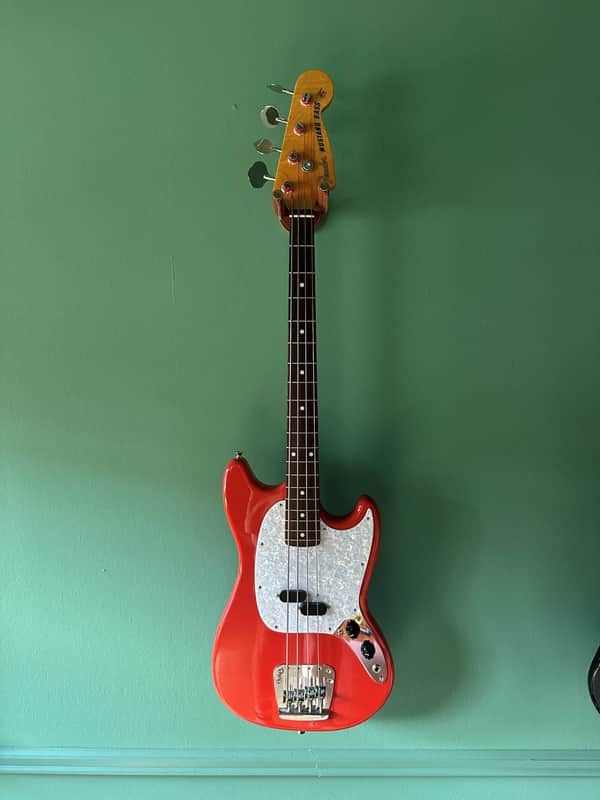Fender Mustang