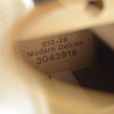 Martin 012-28 Modern Deluxe Natural image 10