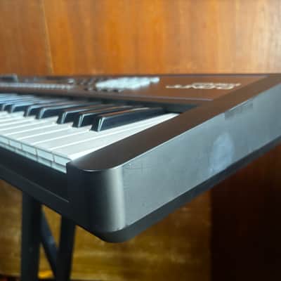 Roland JUNO-D6 61-Key Synthesizer w/ power supply image 7