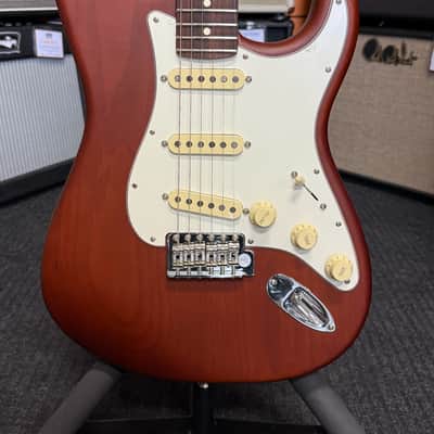 Fender "American Performer Sassafras Stratocaster®", moka with Deluxe soft case - Open Box image 3