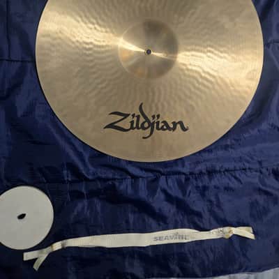 Zildjian 20" A Stadium Medium Heavy Marching Cymbals (Pair) 2010s - Traditional image 4
