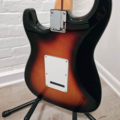 Fender Stratocaster 2011 - Tobacco Sunburst - RARE UNPLAYED GEM image 4