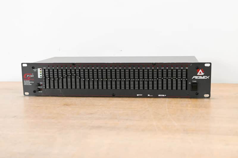 Peavey QF 131 31-Band Graphic Equalizer CG01450 image 1
