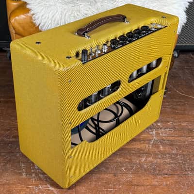 Victoria 35210-T Tweed Super Amp 2x10 Tube Combo Amplifier W/ Factory Reverb! image 4