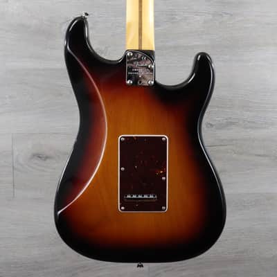 Fender American Professional II Stratocaster Left-Handed with Rosewood Fretboard 3 Color Sunburst image 5