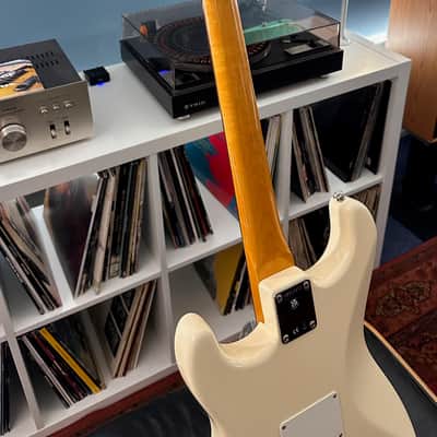 Fender American Vintage II 1961 Stratocaster 2022 - Olympic White image 9