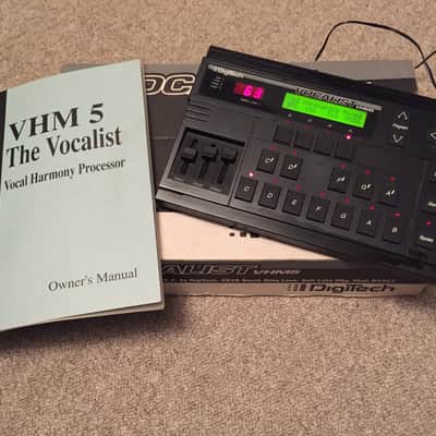 DigiTech VHM5 Vocalist 5-part Digital Vocal Harmony Processor with