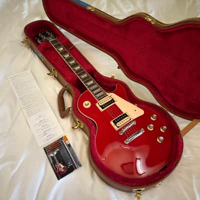 2021 Gibson Les Paul Classic - Translucent Cherry - Free Pro Setup image 20