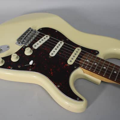 1992 Fender Squier Series Stratocaster MIK Rosewood Olympic White image 9