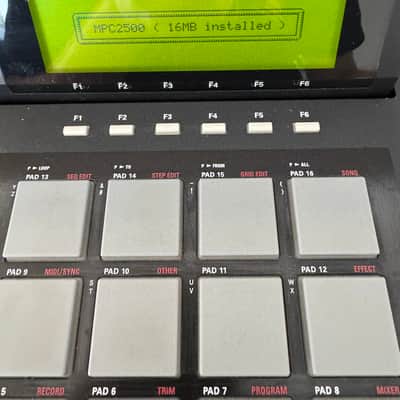 Akai MPC2500 Music Production Center 2005 - 2013 - Black image 3