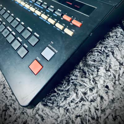 Yamaha RX11 Digital Rhythm Programmer 1984 - Black image 2