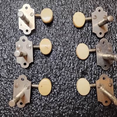 Vintage 1950's Waverly Guitar Tuners - Full Set - Plastic Buttons image 2