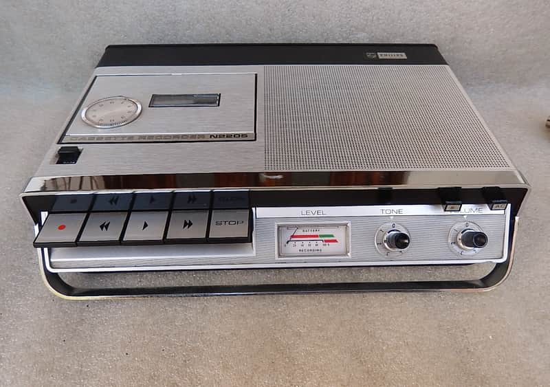 Ancien magnétophone cassette philips [ OFES Septembre ] | Clasf