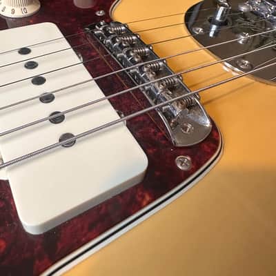 Fender Limited Edition 60th Anniversary Classic Jazzmaster Vintage Blonde with Upgraded Bridge and Fender Hard Case image 10
