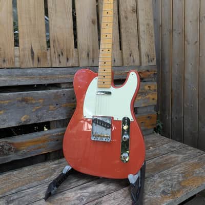 Fender Vintera '50s Telecaster Fiesta Red with extra gear image 2
