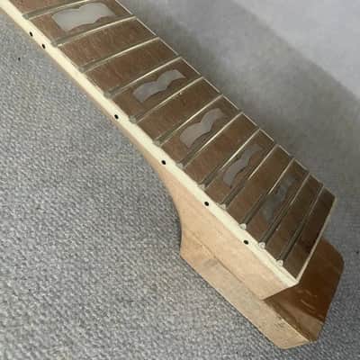 Mahogany Guitar Neck with Rosewood Fingerboard, 22 Frets, 628mm Scale image 3