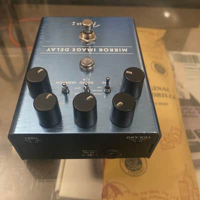 Fender Mirror Image Delay 2018 - Present - Blue image 2