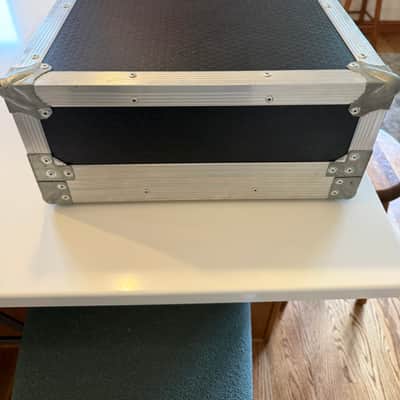 Custom Pedalboards UK Medium Flight Case Pedalboard 2018 - Black/Grey image 9