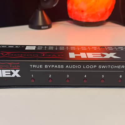 Voodoo Lab HEX MIDI Controlled Audio Loop Switcher image 1