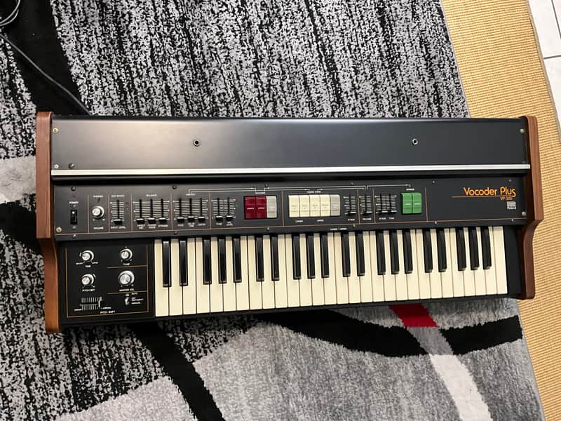 Roland Vocoder VP 330 Plus MK1 1980 - Black image 1