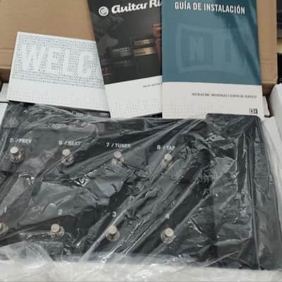 Native Instruments Rig Kontrol 4 + Guitar Rig 6 Pro image 3