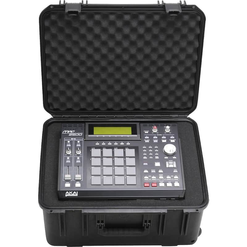 SKB 3I-2015-10B-D Mil-Std Waterproof Rolling Case Regular 10 in. Cubed Foam image 1