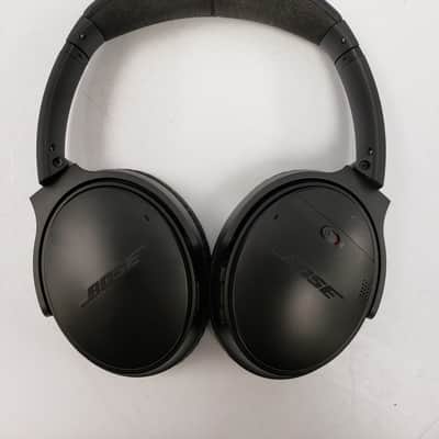 Bose QC35 Wireless Headphones image 2
