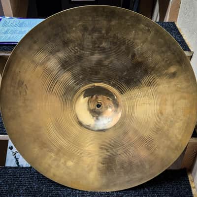 Vintage Zildjian 22” ride 60’s-70’s - 3094g image 3