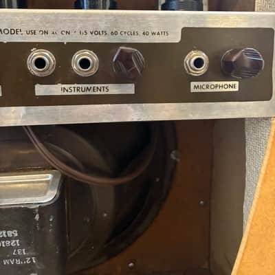 Montgomery Ward 55JDR8440 1x12" Tube Amp 60's image 9