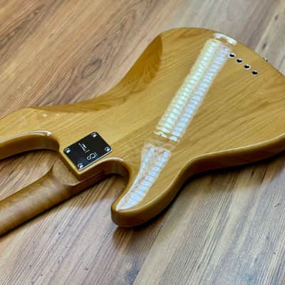 Sire Marcus Miller P5R - Natural image 16