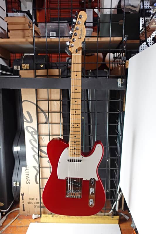 Fender Fender Standard Series 2007 - Chrome Red image 1