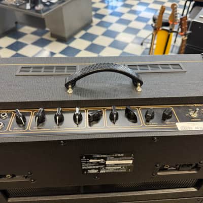 Vox AC15C1 Custom 2-Channel 15-Watt 1x12" tube Guitar Combo 2019 - Present - Black image 9