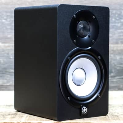Yamaha HS5 Powered Studio Monitor 2-Way Bi-Amp 5" Studio Monitor (Single) w/Box image 3