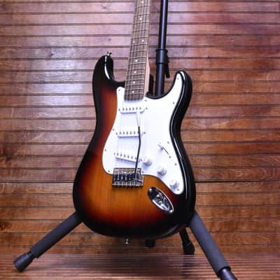 Squier Affinity Stratocaster, 3 Color Sunburst image 3
