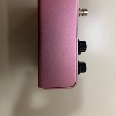 Strymon DIG Dual Digital Delay V2 2022 - Present - Pink image 4