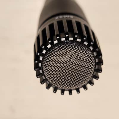 Shure SM57 Microphone image 3