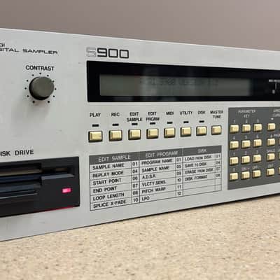 AKAI Professional S900 Sampler Rack image 2