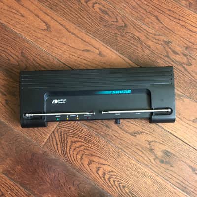 Shure T4V Wireless Microphone Receiver Only image 2