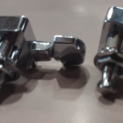 Fender 6 In-Line Tuning Heads - 2 Pin - Chrome image 11